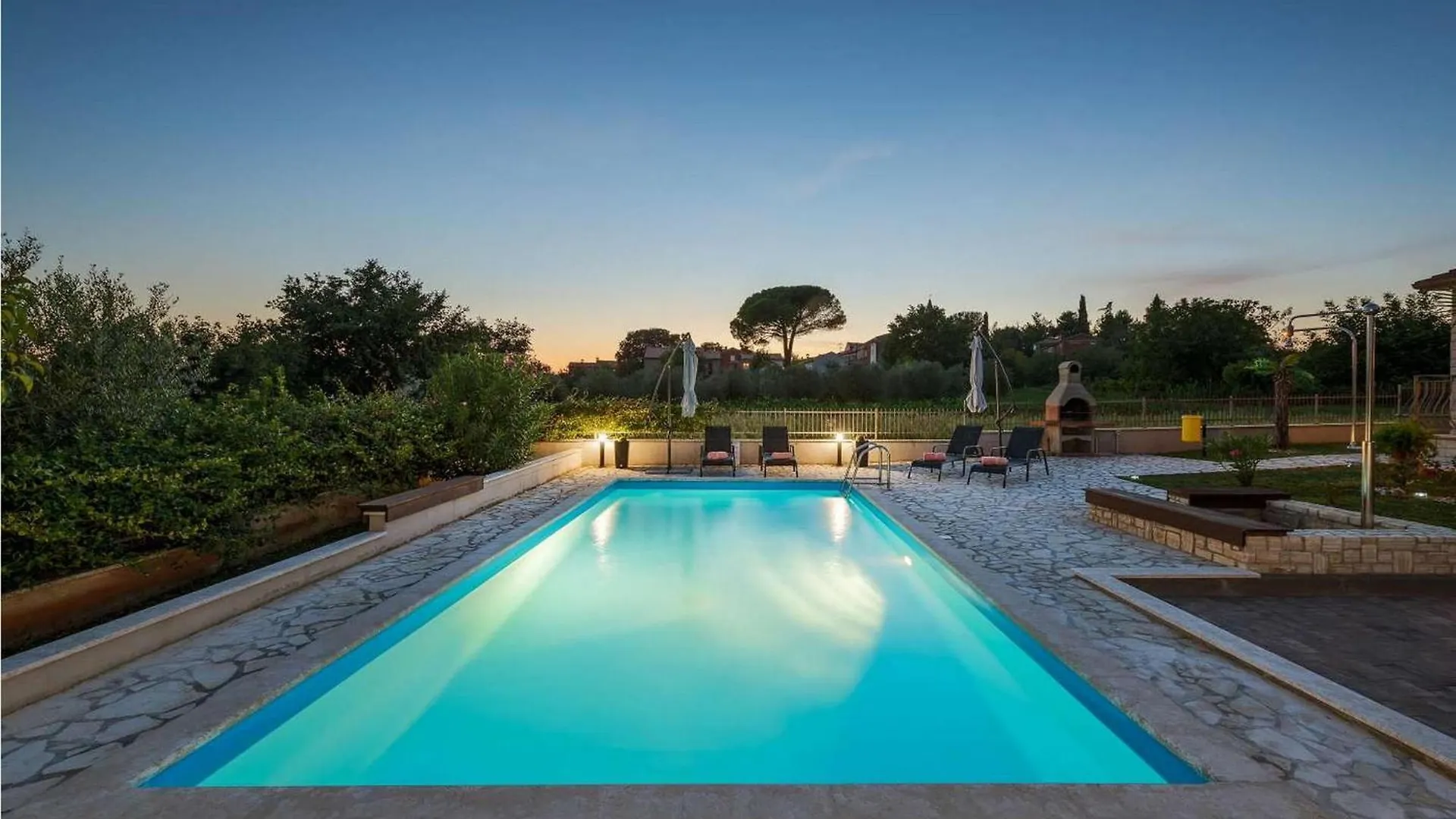 Villa Bali Kaštelir Ferienhaus